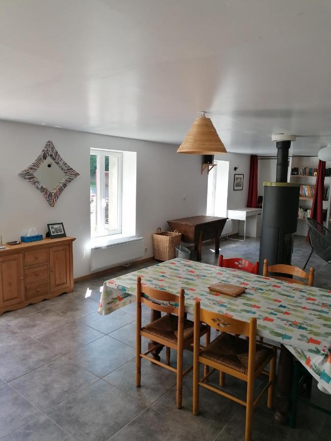 Maison Renovee En Pierres Sejour Spacieux Avec Jardin Et Terrasse Amenagee Pres Omaha Beach & Bayeux A 5Mn De La Mer Tous Commerces Commes Екстер'єр фото