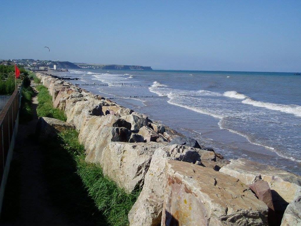 Maison Renovee En Pierres Sejour Spacieux Avec Jardin Et Terrasse Amenagee Pres Omaha Beach & Bayeux A 5Mn De La Mer Tous Commerces Commes Екстер'єр фото